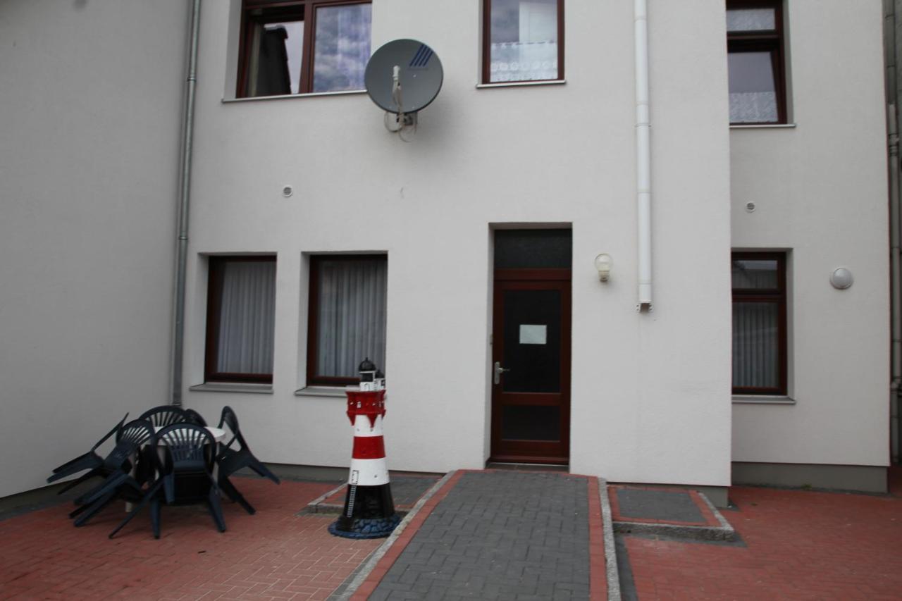 Kajuete Hotel Brake  Exterior foto